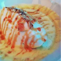 Floating Island - soft meringue served with caramel and vanilla sauce.|Wendyさん