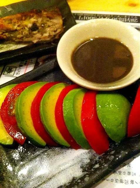 Avocado and tomato w/ sesami sause|chan mitsuさん