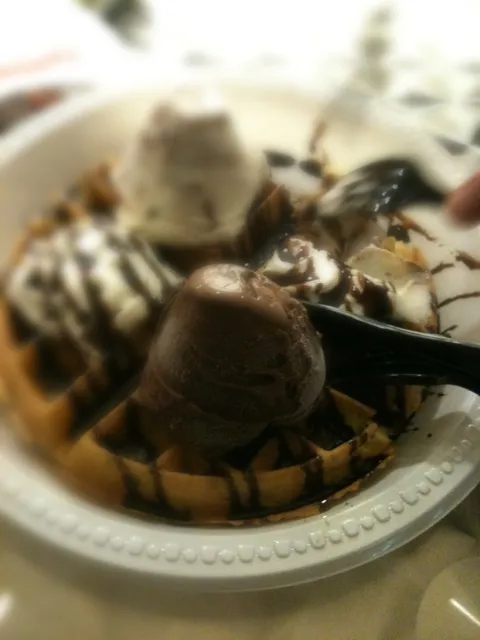 waffle ice-cream|iFahさん