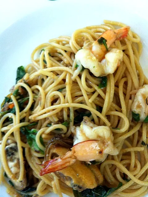 drunken seafood spaghetti|pearie baileysさん