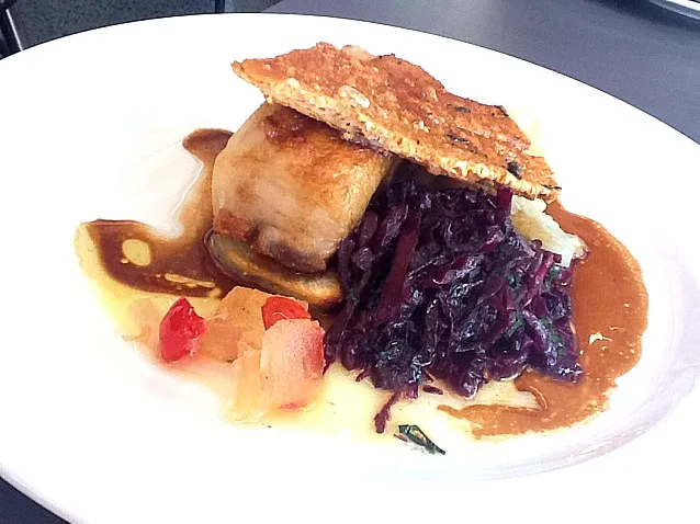 Slow-roasted pork belly with pickled red cabbage, soft fennel, apple and mustard|Kerry Heaneyさん