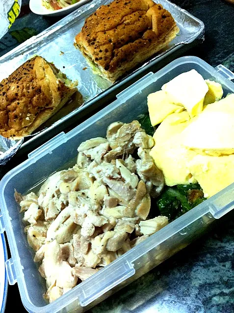 #4hb Day 3 1 cube of Subway and plate of lunch|Sharon Tayさん