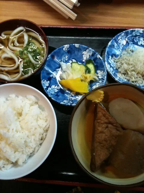 Snapdishの料理写真:おでん定食|hisashiさん