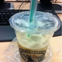 oolong milk tea with grass jelly|Sit Hwee Leeさん