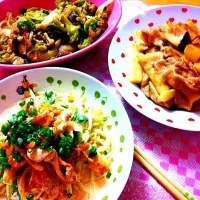 Snapdishの料理写真:豚キムチ投入冷麺としめじとレタスのさっぱり炒めと山芋ときのこのオイマヨ炒め|sayaka mamaさん