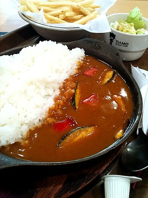 夏野菜カレー ご飯大盛 ポテドリセット|かおらいさん