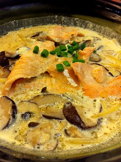 salmon mushroom cream soup pasta|meiyunさん