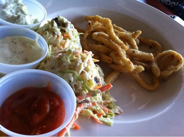 Calamari tzatziki, tartar, cocktail with coleslaw|Wil Laxaさん