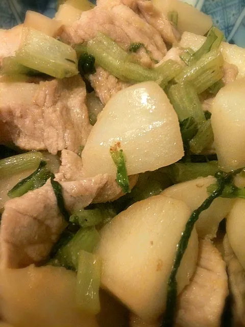 豚かぶジンジャー Ginger sauteed pork&turnips|Junya Tanakaさん