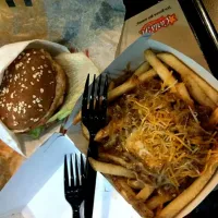 chillo beef fries guacamole turkey burger|annette leeさん