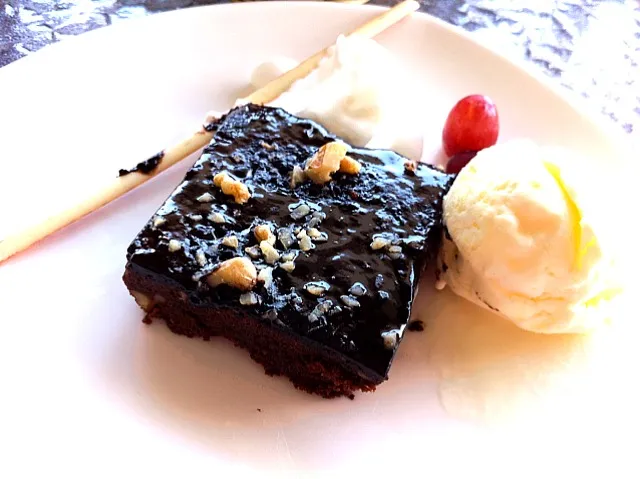 choc brownie w vanilla ice cream.|Jasmine Pehさん