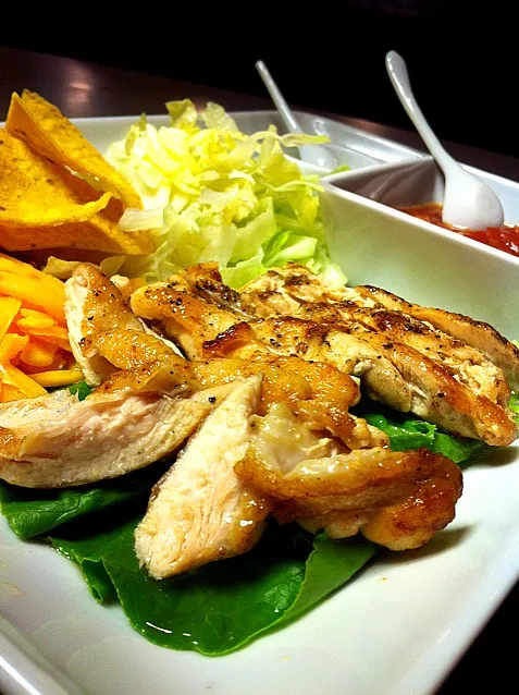 DIY Nacho With Grilled Chicken|about.me/pinku_nekoさん