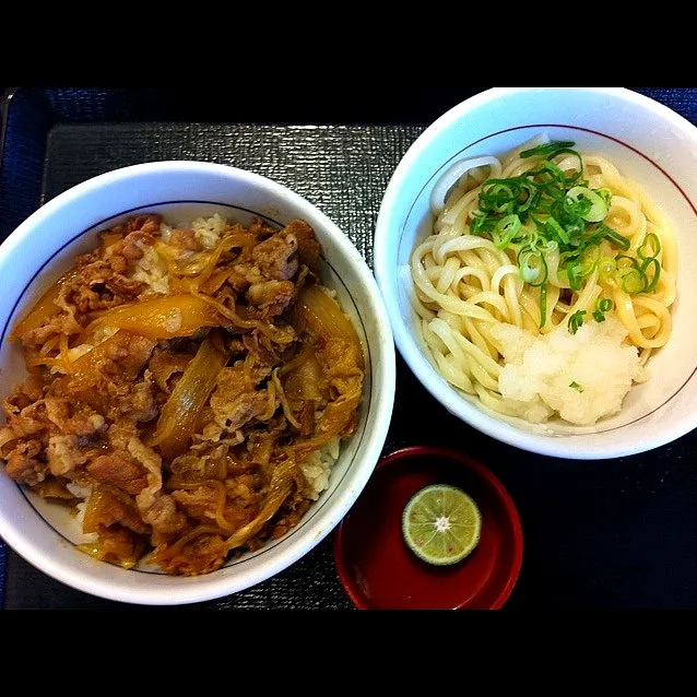 牛丼と小うどん|こじゅわいさん