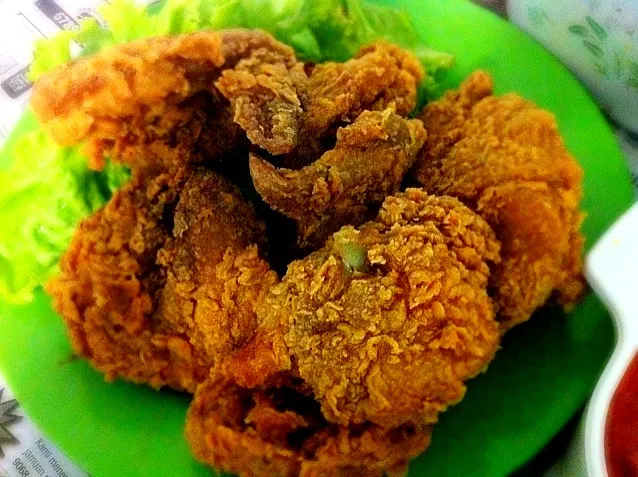 crispy chicken|Faiezah Hussinさん