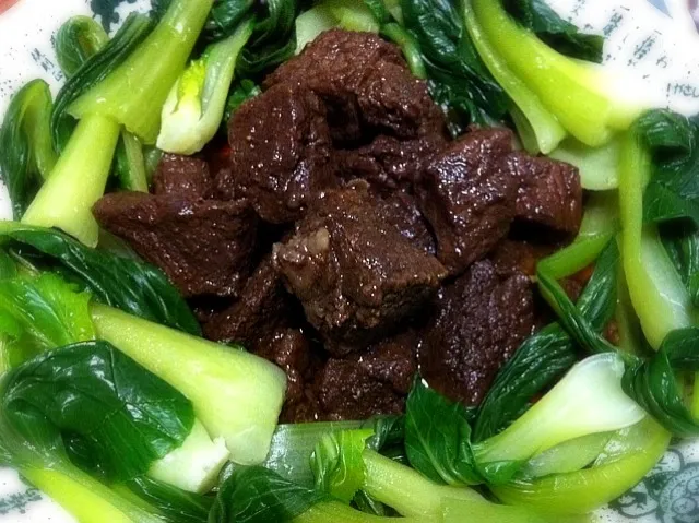 Snapdishの料理写真:Indonesia Food rendang ( beef )|Wulan trianaさん