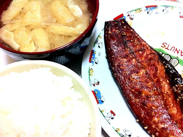 サバの味醂干と大根と油揚げの味噌汁|みぃさん