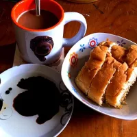 foccacia, olive oil and balsamic vinegar, cafe mocha|pilyamalditaさん