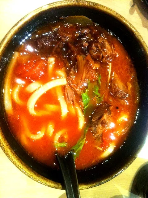 braised soft-bone pork with tomato udon in soup|skyblueさん