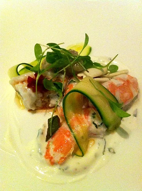 Prawn salad with a mint and yoghurt sauce and eggplant|John Teoさん