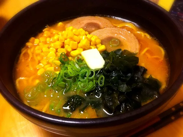 味噌カレー牛乳ラーメン。青森名物…らしい。|liccaさん