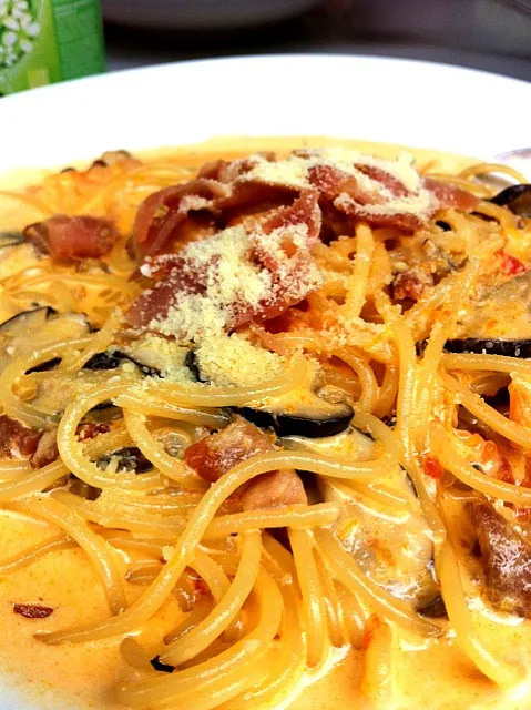 Proscuitto and Mushroom Pasta|Adrian Chiaさん