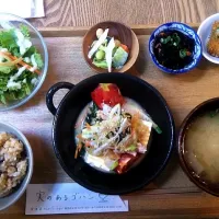 Snapdishの料理写真:日替りヘルシー玄米定食|ひのさん