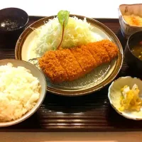 ロースかつ力定食|ぱっぷさん