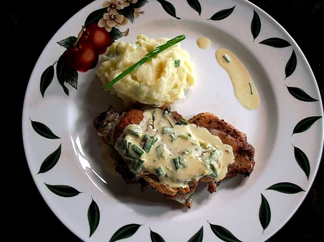 Pork steak with dijon sauce|mischii bearさん