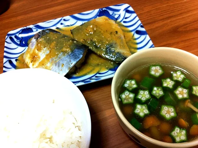 サバの味噌煮、ナメコとオクラの中華スープ|ｍ.さん