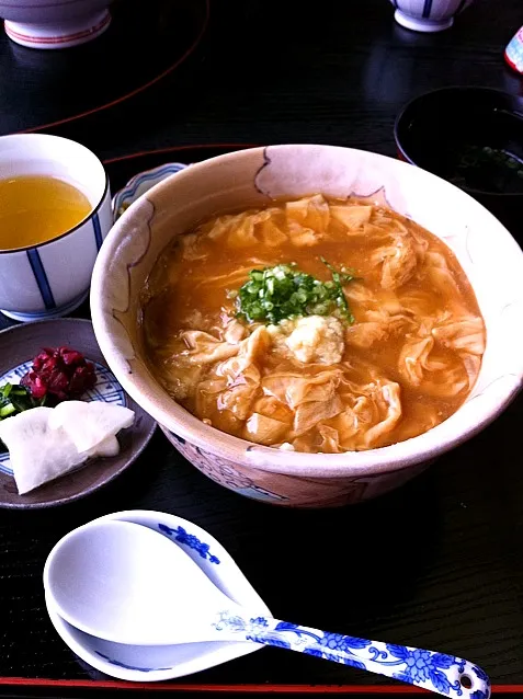 Snapdishの料理写真:生湯葉丼|わらびさん