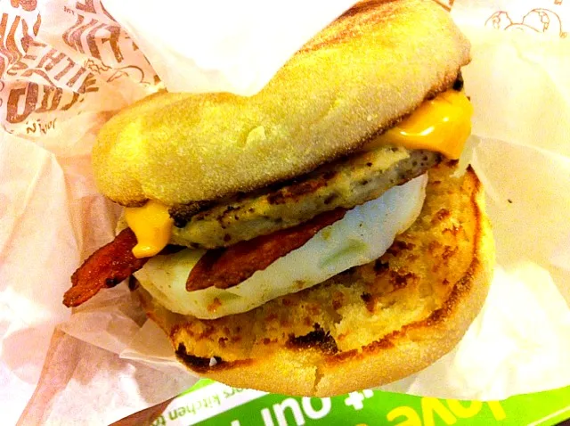 Mcmuffin supreme.|Jasmine Pehさん