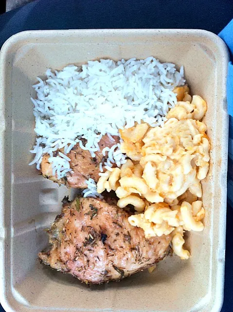 Herb Roasted Chicken, Basmati Rice, & Mac and Cheese|Danyelle McBroomさん