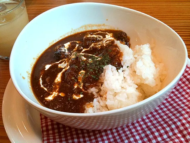 Snapdishの料理写真:牛すじカレー！|まいるさん