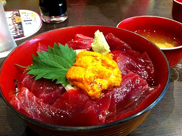 築地のうにマグロ丼|カオルコさん