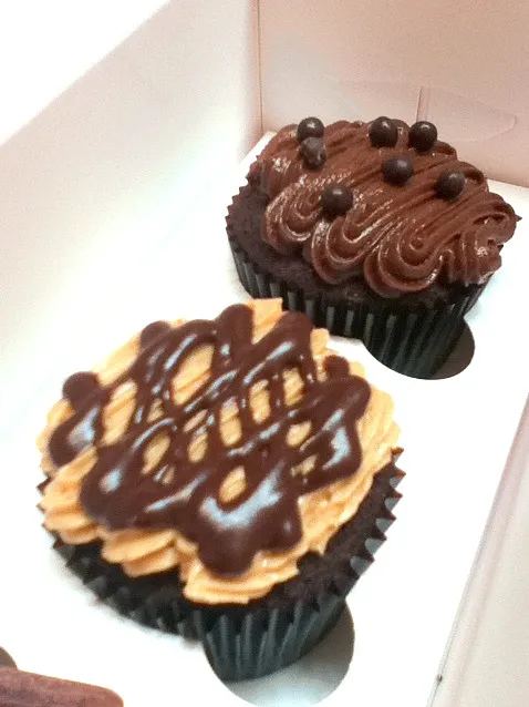 cupcakes:) peanut butter and chocolate|myleneさん