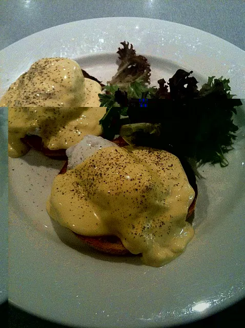 Poached eggs|Annette Meltonさん