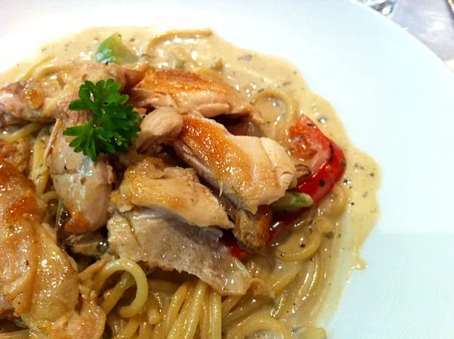 Chicken mushroom spagetthi|Jeremy Khooさん