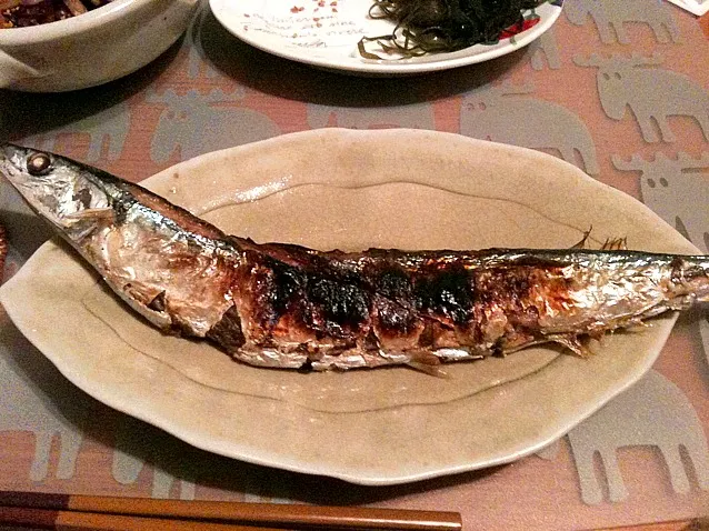 Snapdishの料理写真:やっとの秋刀魚！！美味しい♪|ユースケさん