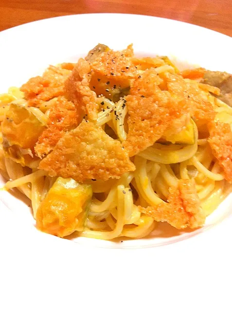 かぼちゃクリームパスタ パリパリチーズのせ♡|natsuさん