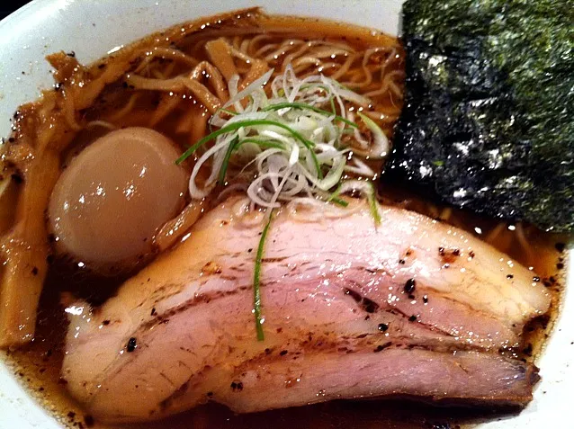 あー、おいちかった。旨味の醤油。麺も好き。|ひろぱげさん