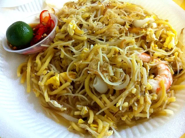 Hokkien mee|Amanda Hwangさん