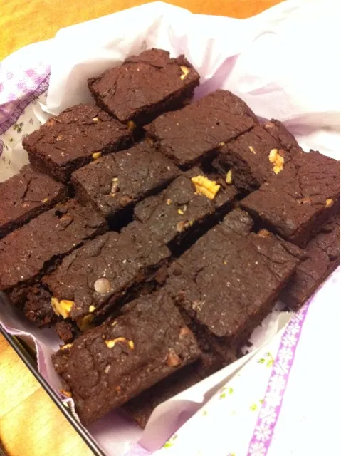 brownies with walnuts and chocolate chips|Sakikoさん