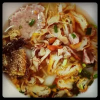 ก๋วยเตี๋ยวหมู บ้านบึง ซอย 12|Jibbee Z.さん