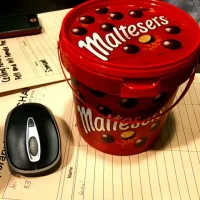 Snapdishの料理写真:giant bucket of Maltesers|xyさん