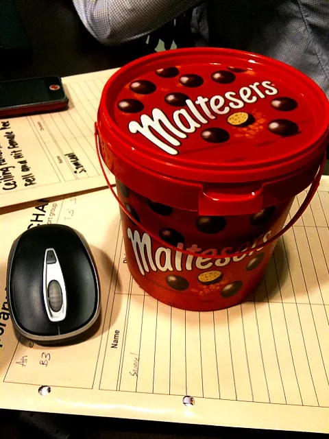 Snapdishの料理写真:giant bucket of Maltesers|xyさん