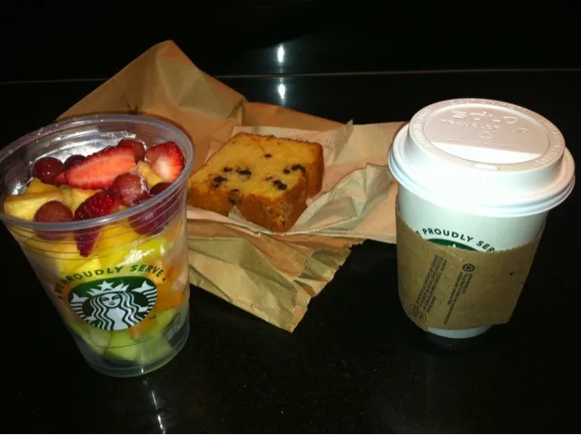 Snapdishの料理写真:breakfast at inside starbucks.|Eito Nagaiさん