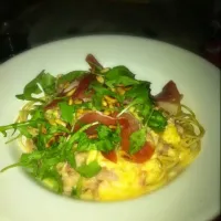 Spaghetti Carbonara met raketsla, parmaham en pijnboompitten|Tessa Haenenさん