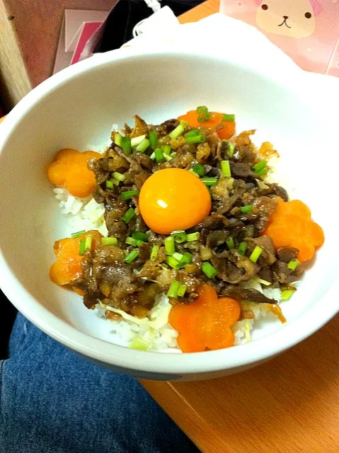 Snapdishの料理写真:焼肉丼|みゃあさん