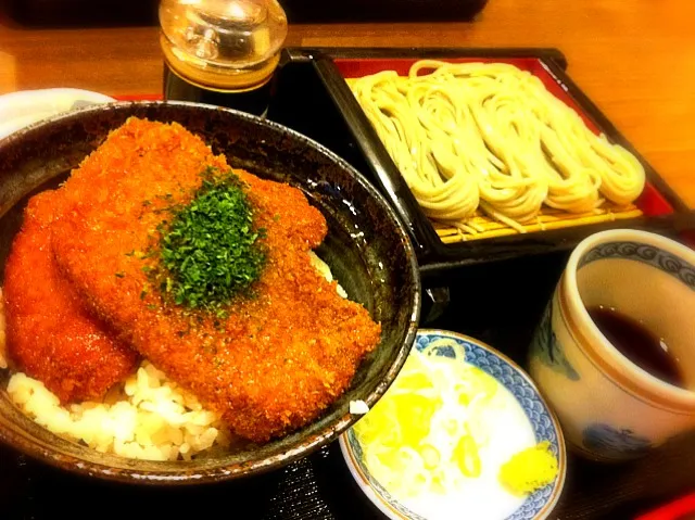 タレカツ丼とへぎそば|もとゆきさん