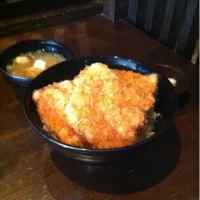 Snapdishの料理写真:かつ丼政家駅南店たれかつ丼(並)|アナゴアナゴアナゴさん